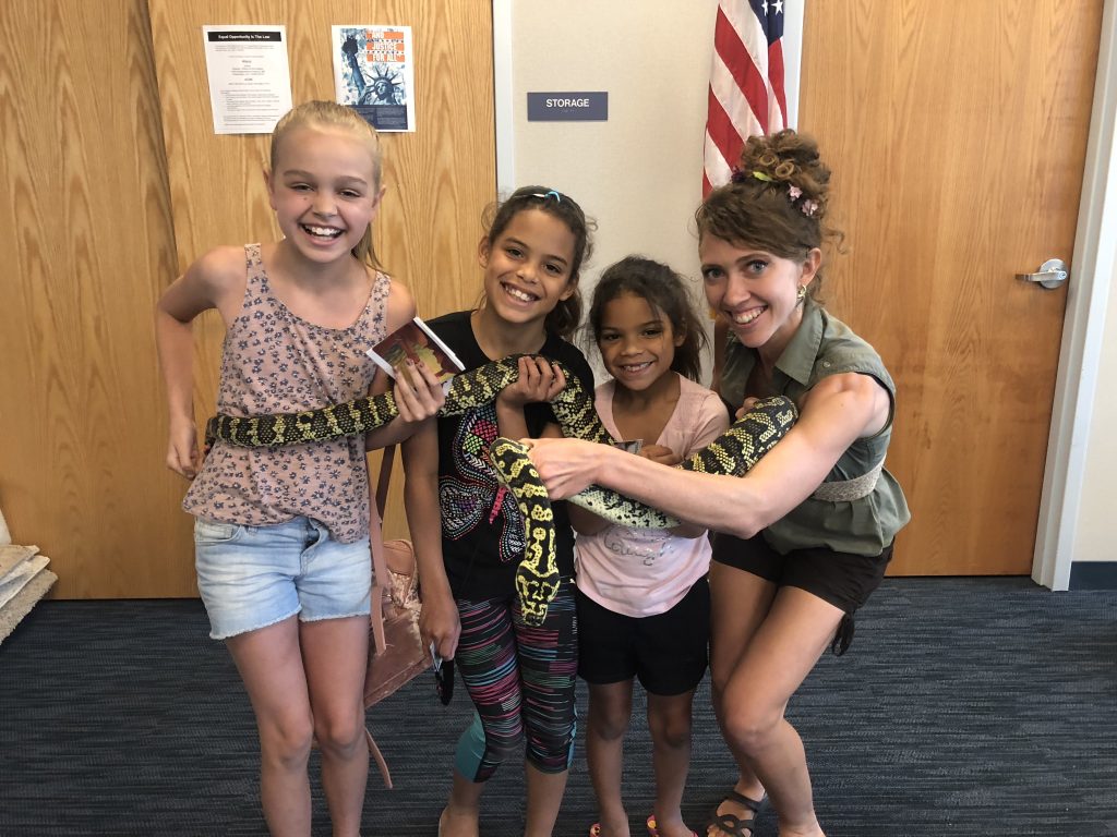 library animal show